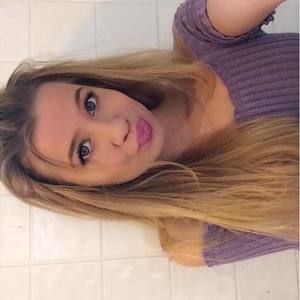 Meet your Posher, Alyssa